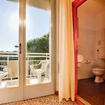 Hotel Happy *