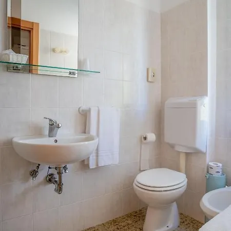 Отель Happy Морской Милан