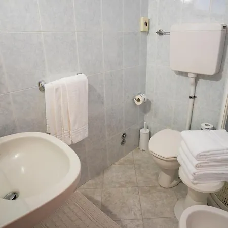 Отель Happy Морской Милан