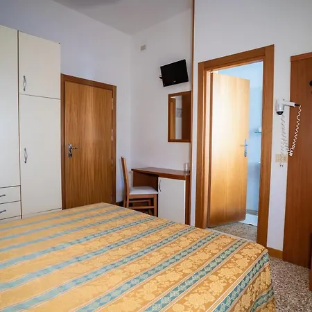 Happy Морской Милан