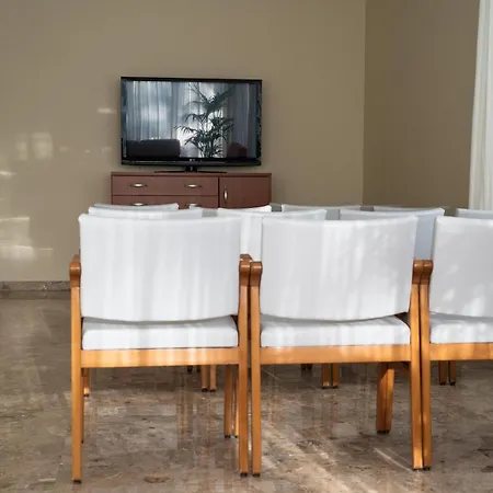 Ξενοδοχείο Happy Μιλάνο Μαριτίμα