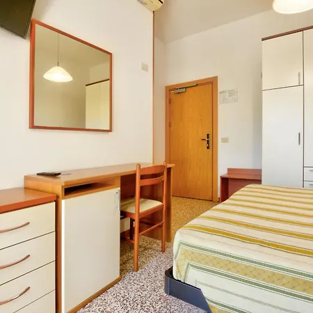 Hotel Happy
